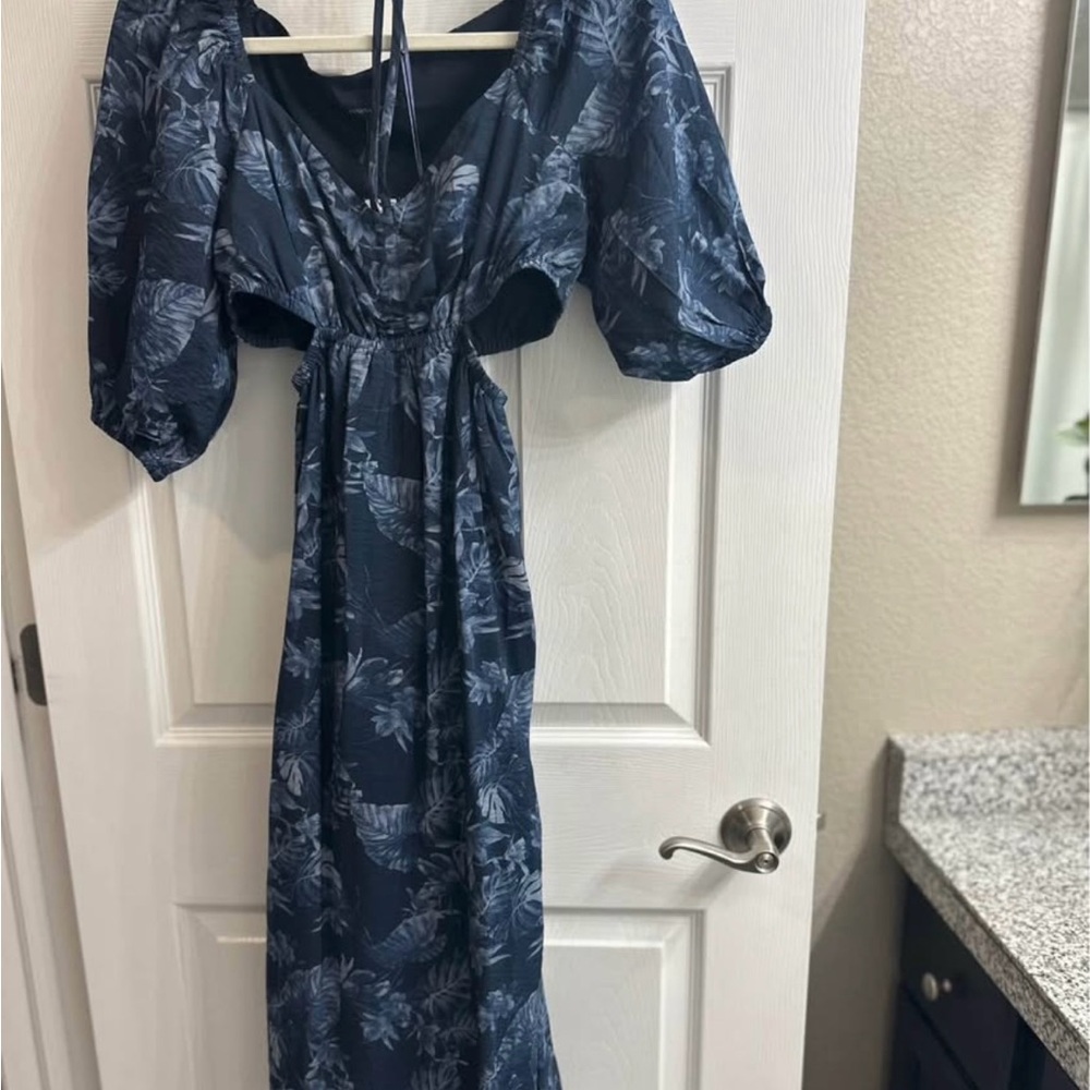NWT Banana Republic cut out dress